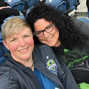 Meet your Posher, Andrea